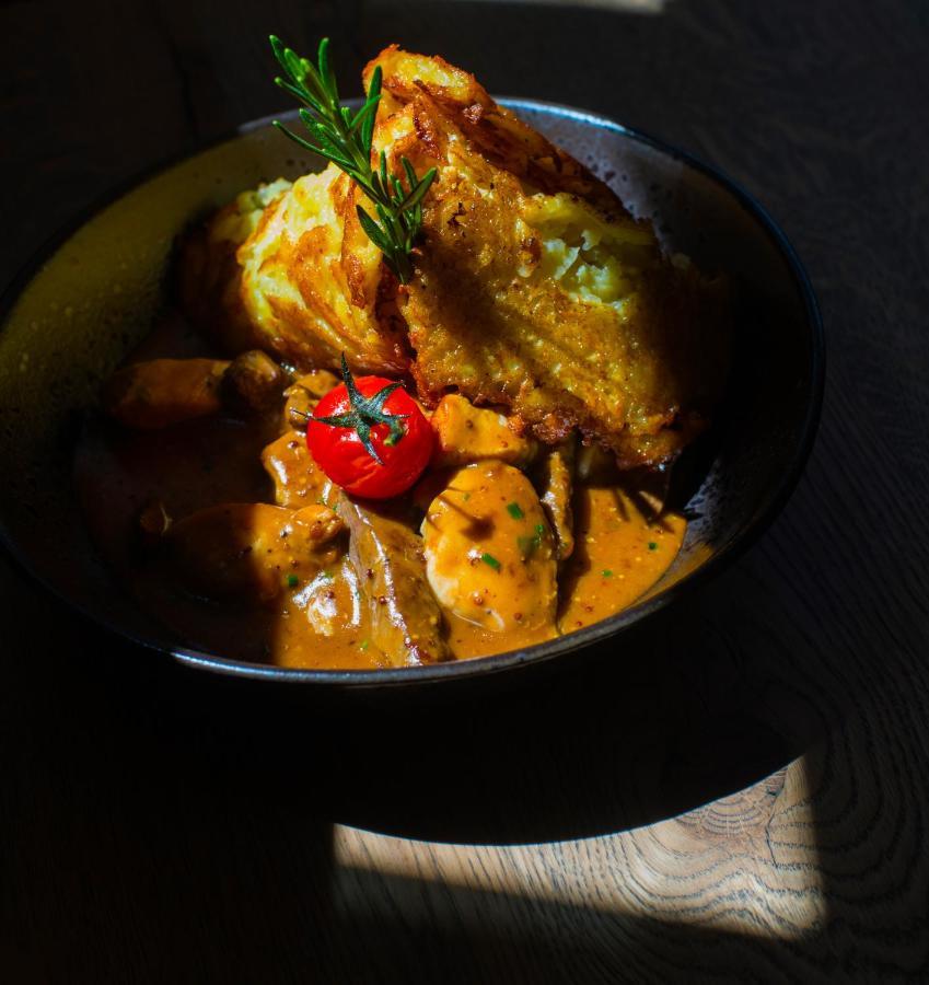 Hagen'S Hotel "Eat & Meet" Restaurant Bar Lounge Харен Екстериор снимка