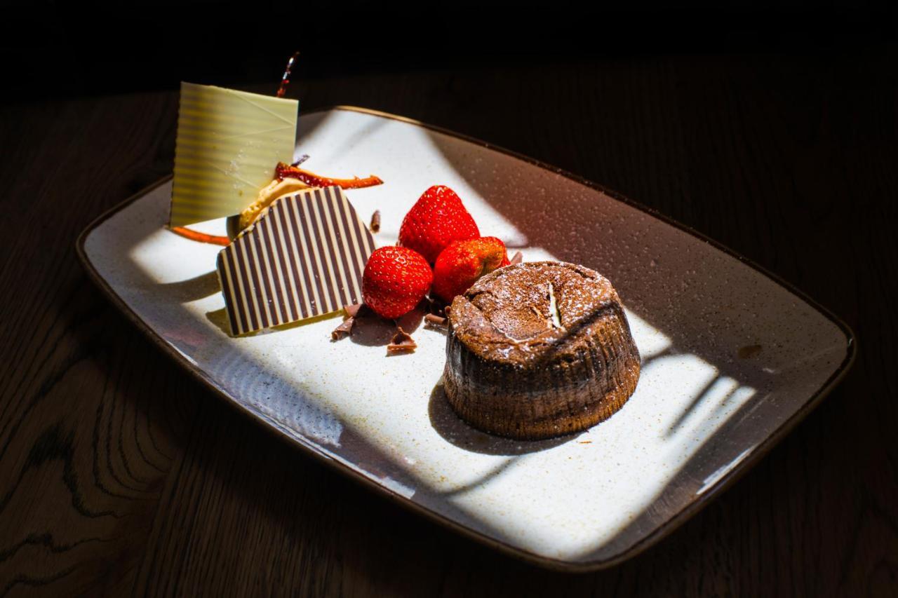 Hagen'S Hotel "Eat & Meet" Restaurant Bar Lounge Харен Екстериор снимка