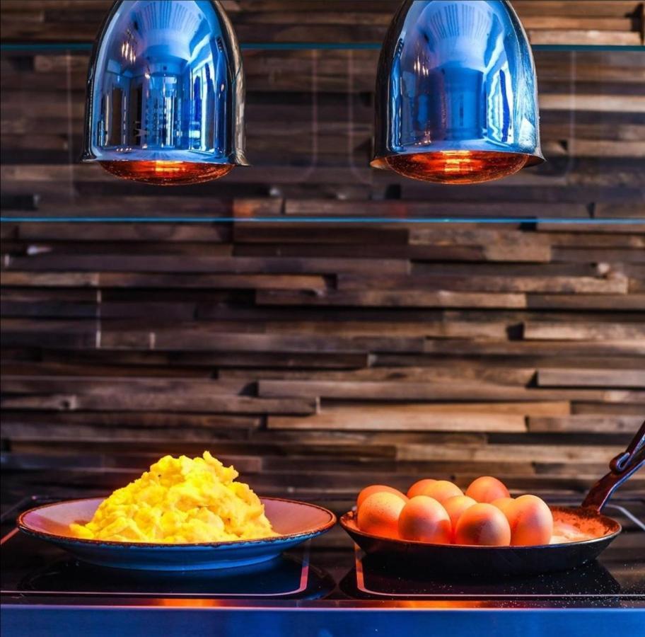Hagen'S Hotel "Eat & Meet" Restaurant Bar Lounge Харен Екстериор снимка